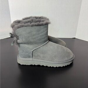 Women’s UGG mini Bailey bow ll boot
